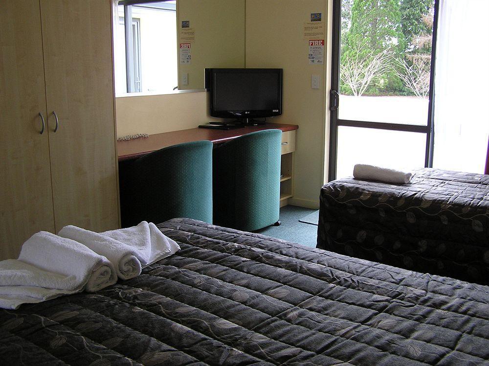 Bella Vista Motel Te Anau Zewnętrze zdjęcie