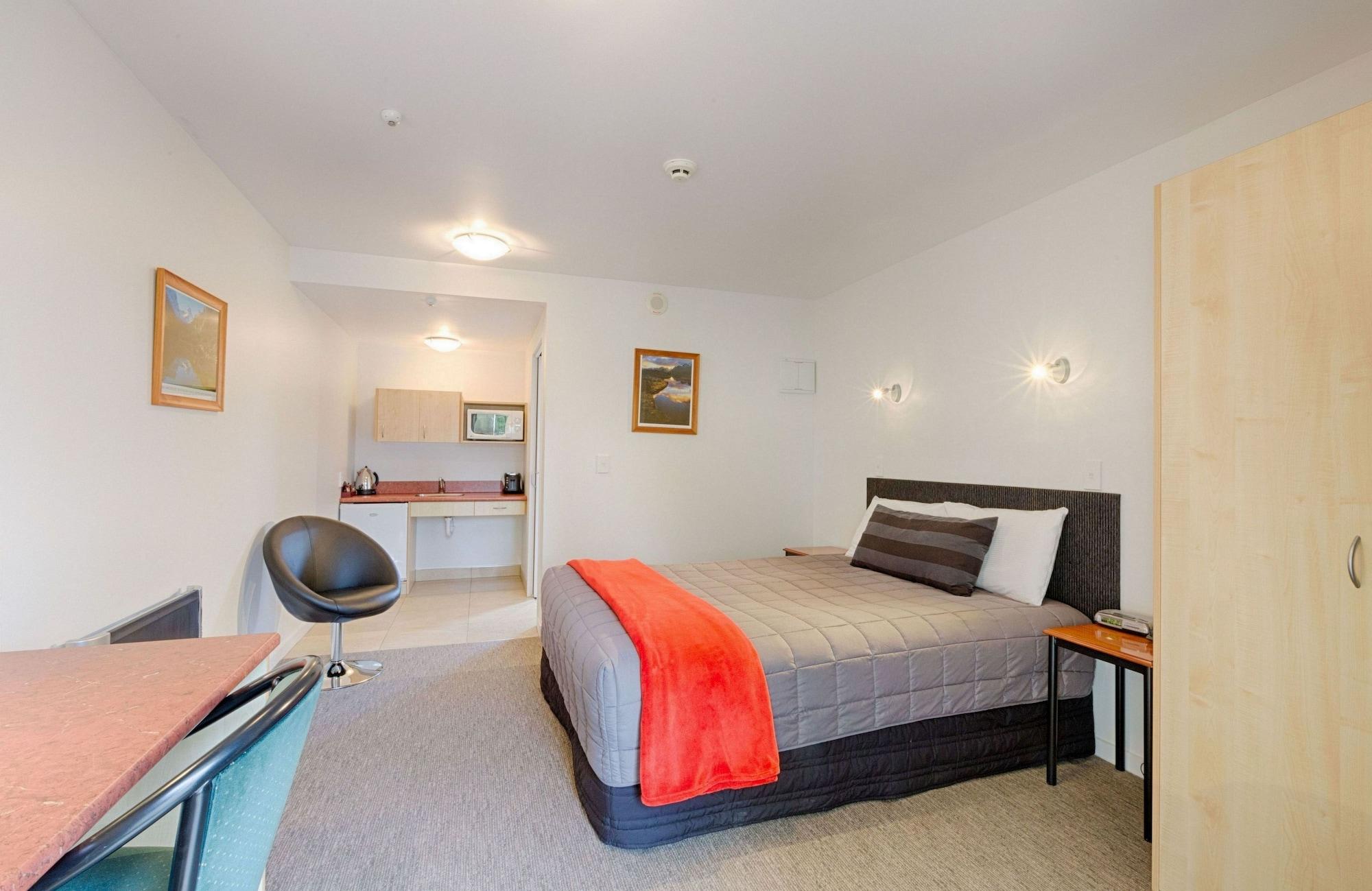 Bella Vista Motel Te Anau Zewnętrze zdjęcie