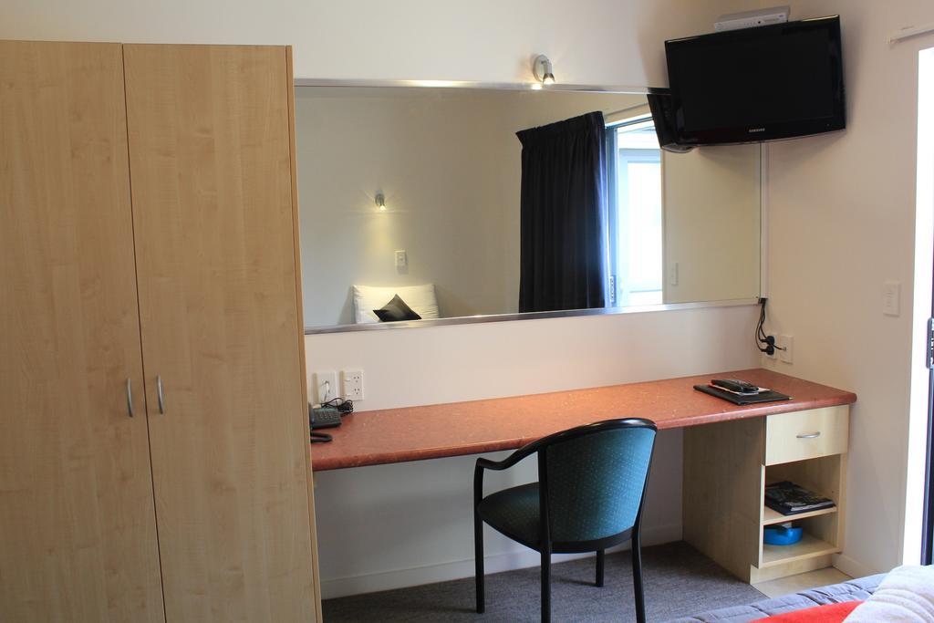 Bella Vista Motel Te Anau Zewnętrze zdjęcie