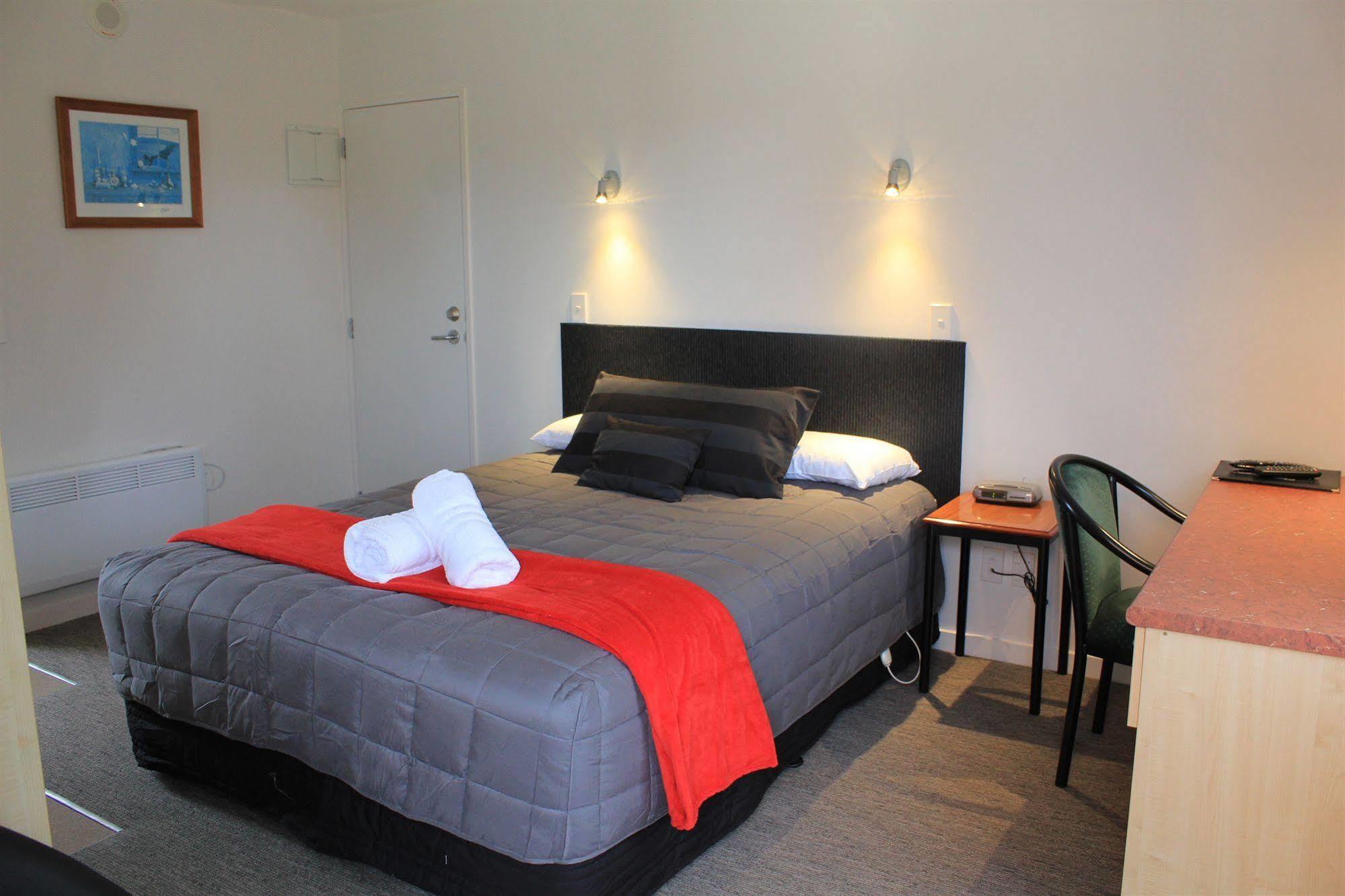 Bella Vista Motel Te Anau Zewnętrze zdjęcie
