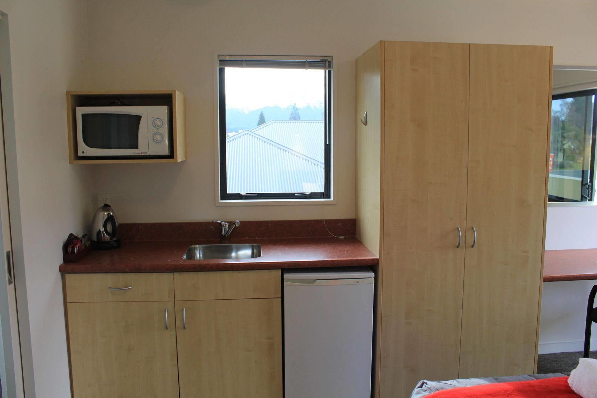 Bella Vista Motel Te Anau Zewnętrze zdjęcie