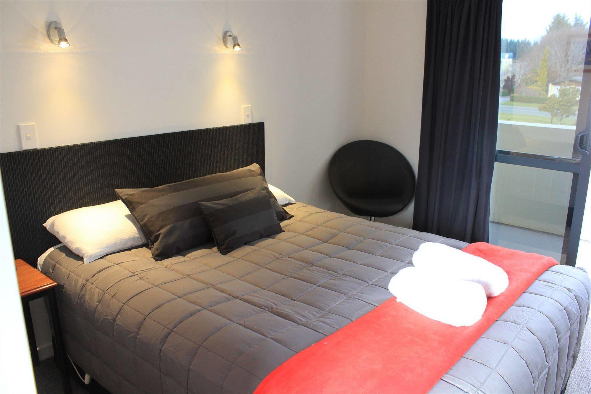Bella Vista Motel Te Anau Zewnętrze zdjęcie